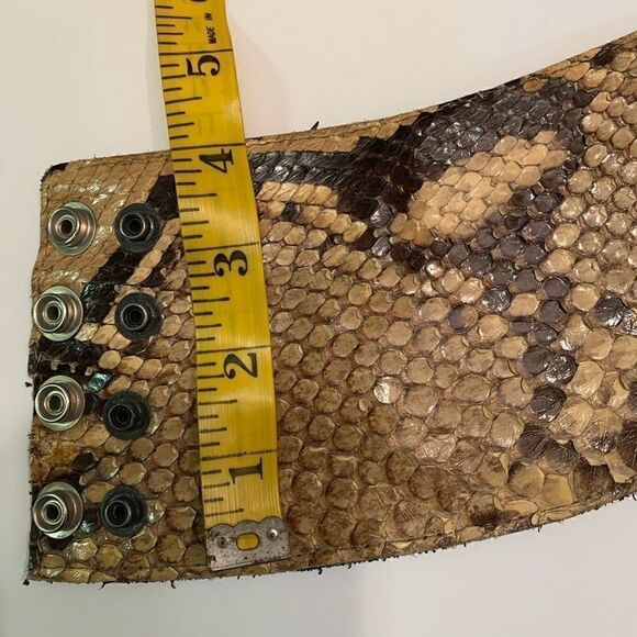 Snake Python skin belt beige/brown 2sets of snaps. - Picture 4 of 7